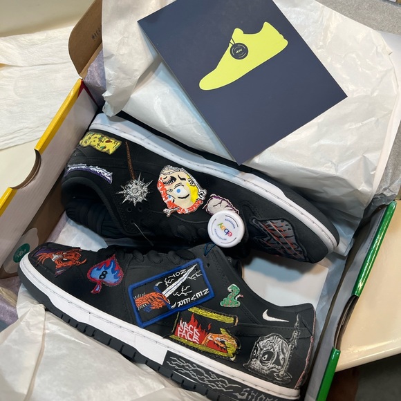 SB dunk Neckface - Picture 2 of 8